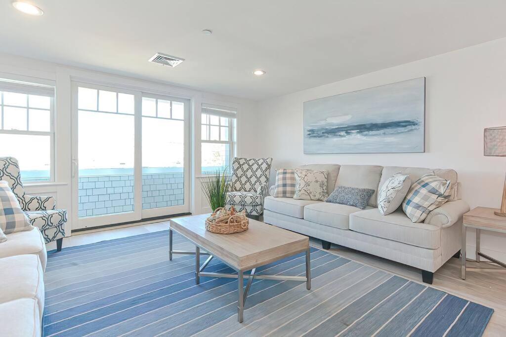 Downtown Plymouth Waterfront Luxury Condos Exterior foto